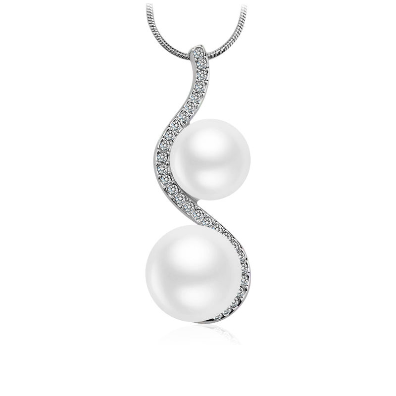 Factory Price Small MOQ Beautiful Royal Crystal & Fresh Pearl Gold plated pendant Necklace New arrival Fashion Women Gift Jewelry manufacture